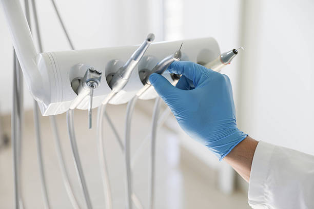 Professional Emergency Dentist technician working in Fairview, CA